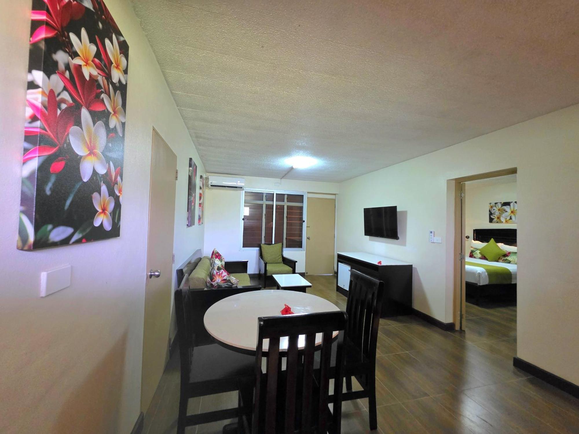Tokatoka Resort Hotel Nadi Buitenkant foto