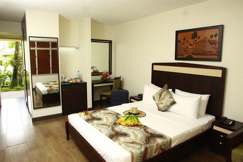Tokatoka Resort Hotel Nadi Buitenkant foto