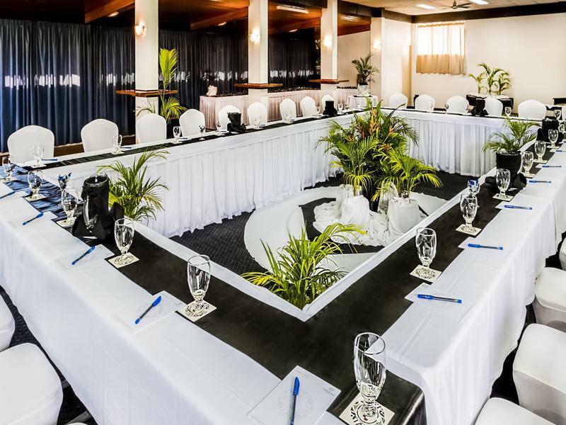 Tokatoka Resort Hotel Nadi Buitenkant foto